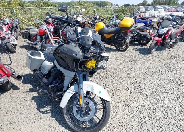2020 HARLEY DAVIDSON FLTRXSE / CVO Road Glide