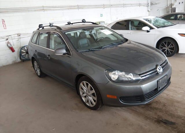 2013 VOLKSWAGEN Jetta SportWagen