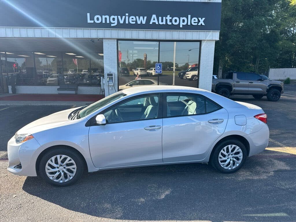 2017 TOYOTA Corolla