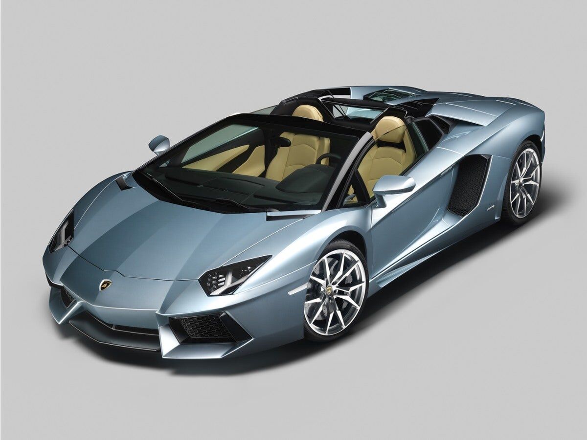 2015 LAMBORGHINI Aventador