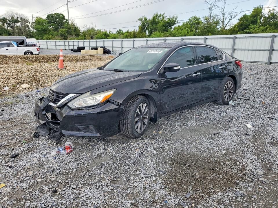 2017 NISSAN Altima