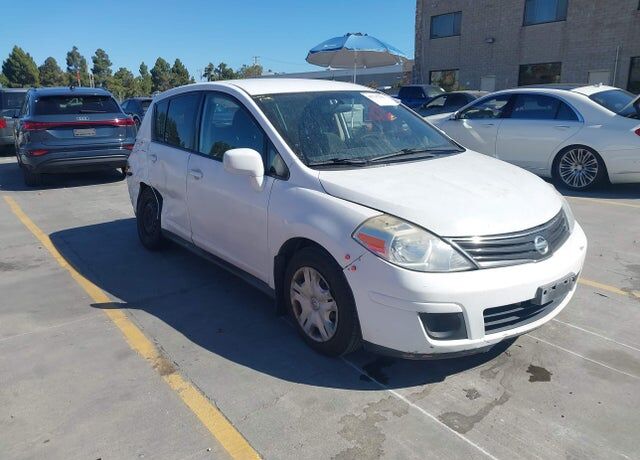 2010 NISSAN Versa