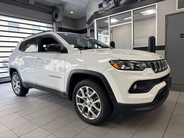2024 JEEP Compass