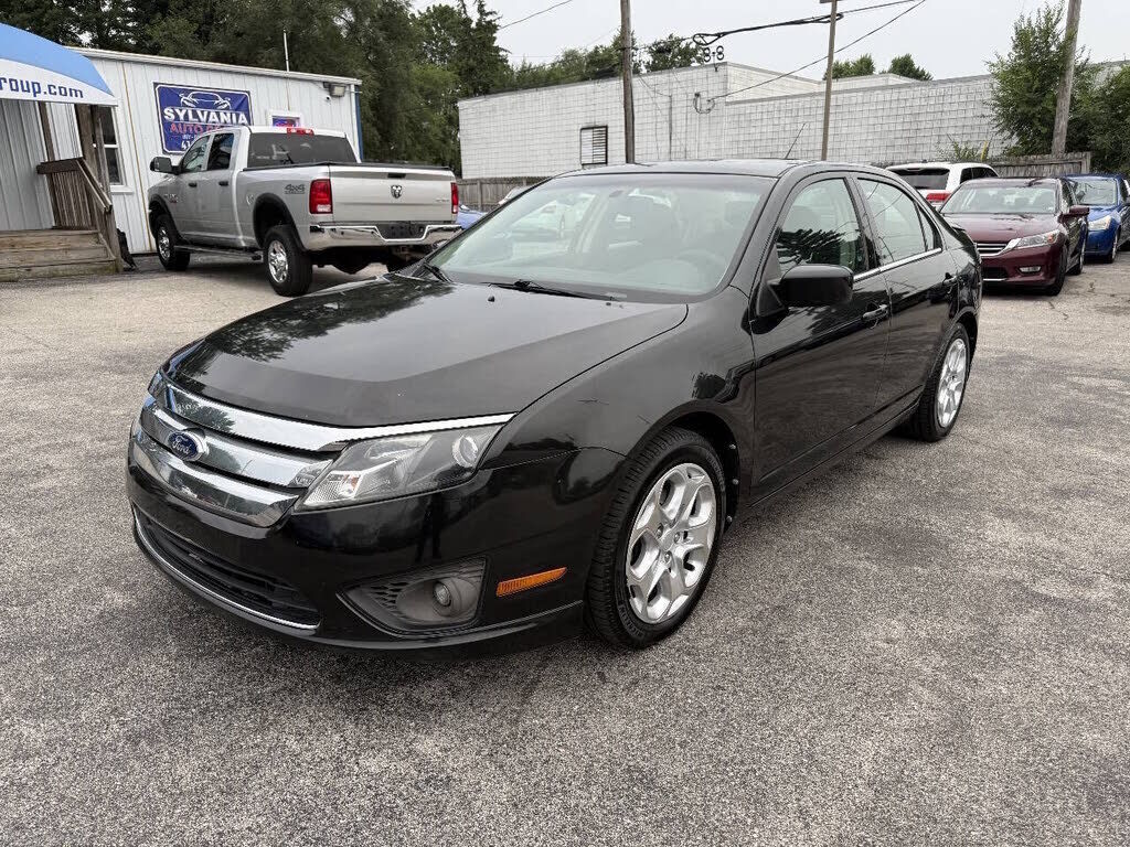 2011 FORD Fusion