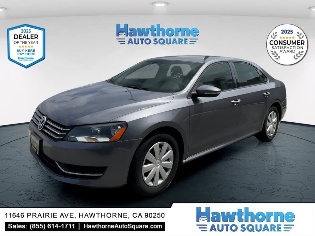 2012 VOLKSWAGEN Passat