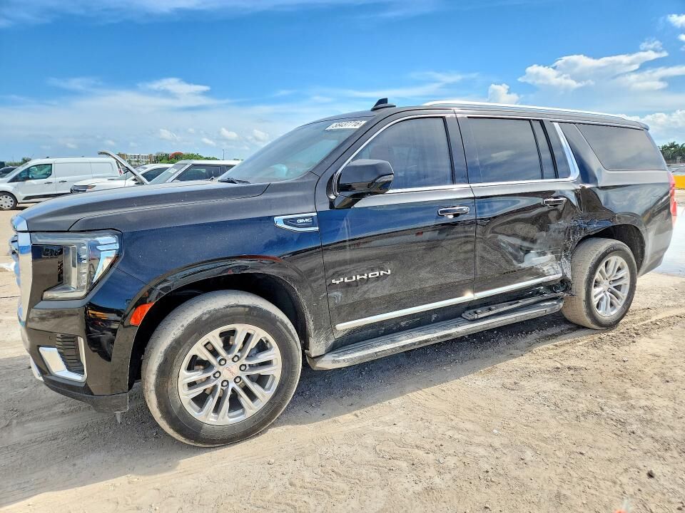 2022 GMC Yukon XL