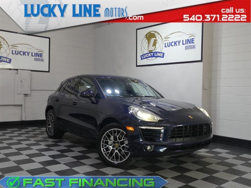 2017 PORSCHE Macan