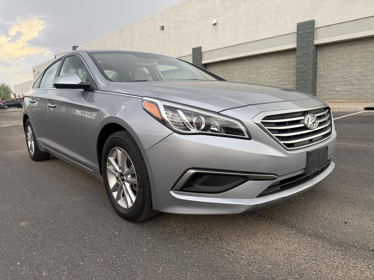 2016 HYUNDAI Sonata
