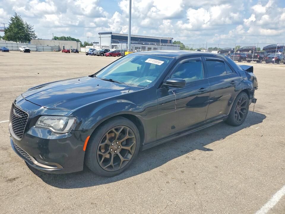 2016 CHRYSLER 300