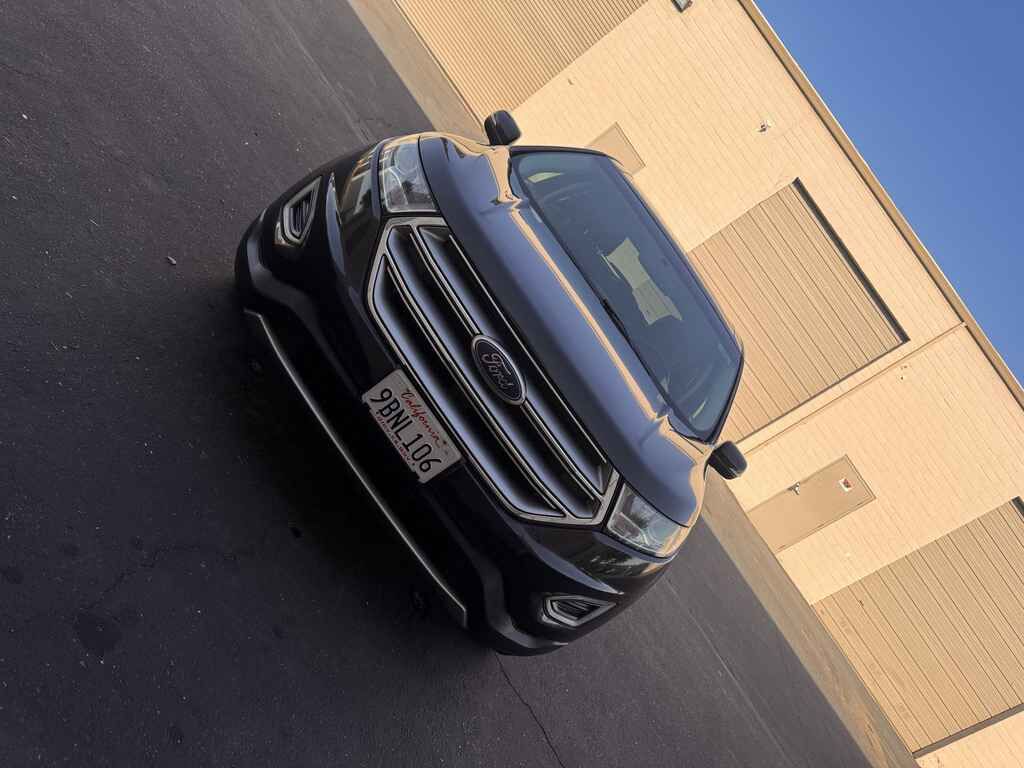 2017 FORD Edge