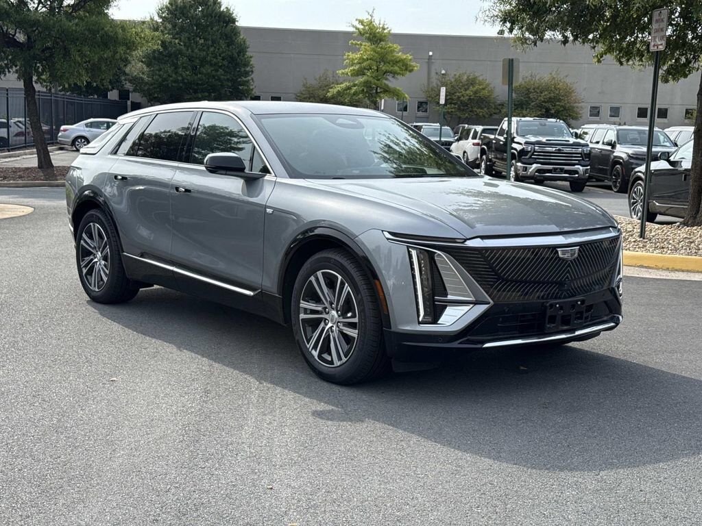 2024 CADILLAC Lyriq