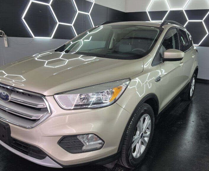 2018 FORD Escape