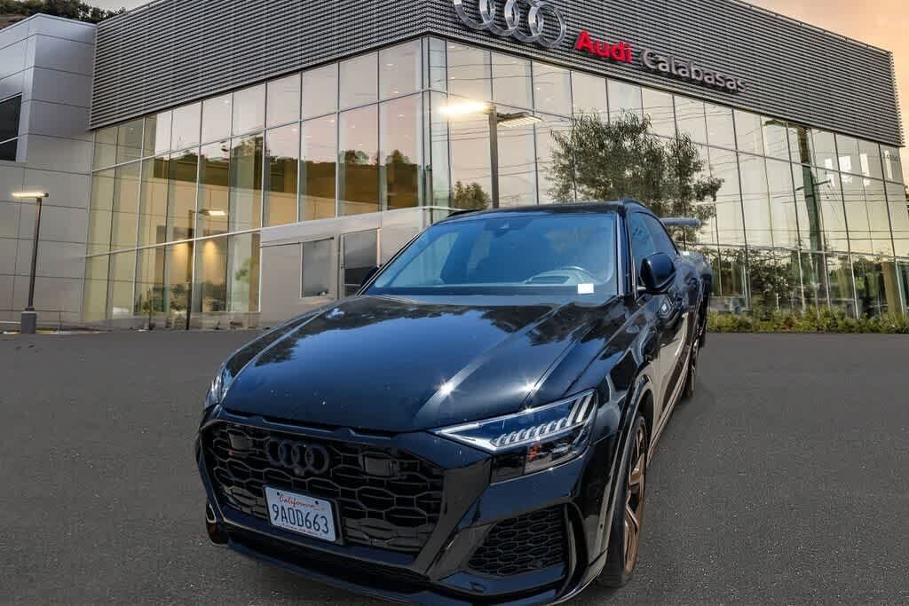 2022 AUDI RS Q8