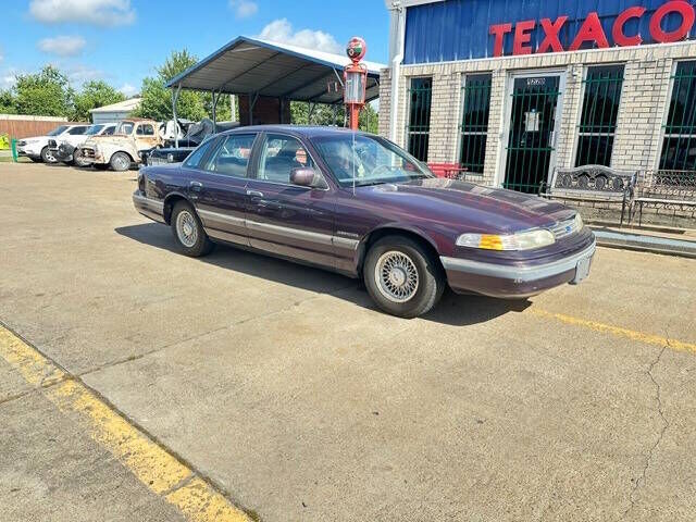 1994 FORD Crown Victoria