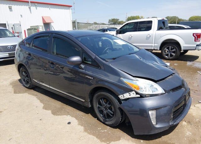 2015 TOYOTA PRIUS