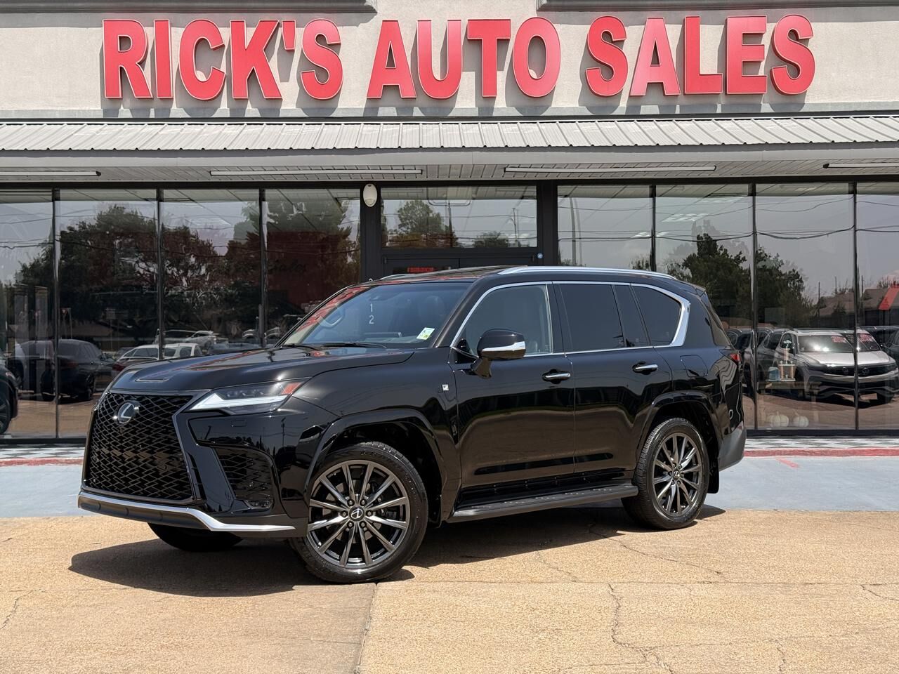 2023 LEXUS LX