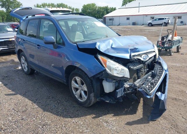2016 SUBARU Forester