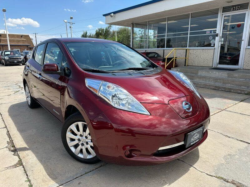 2016 NISSAN Leaf