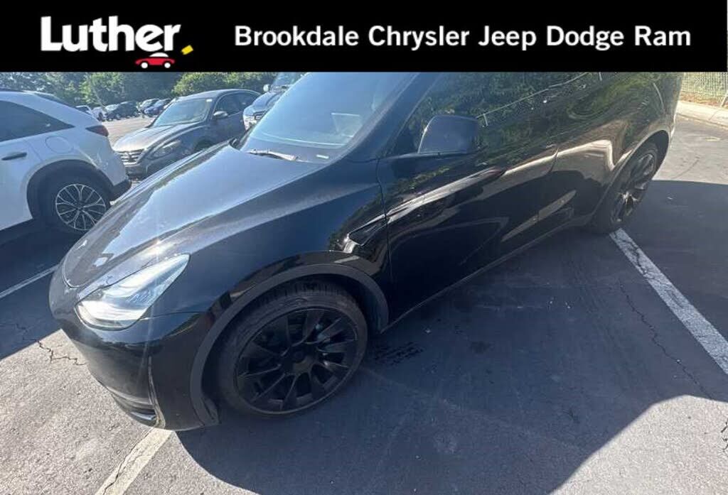 2022 TESLA Model Y