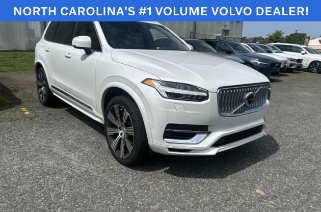 2025 VOLVO XC90