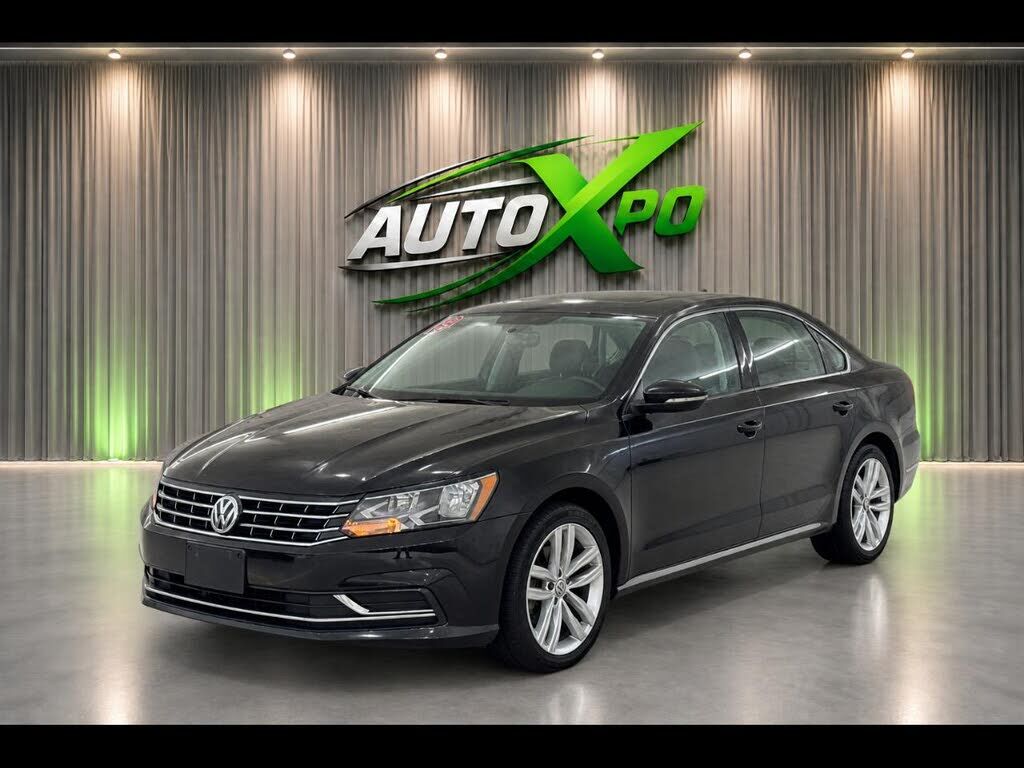 2019 VOLKSWAGEN Passat