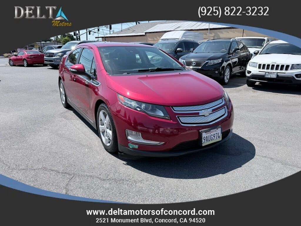 2013 CHEVROLET Volt