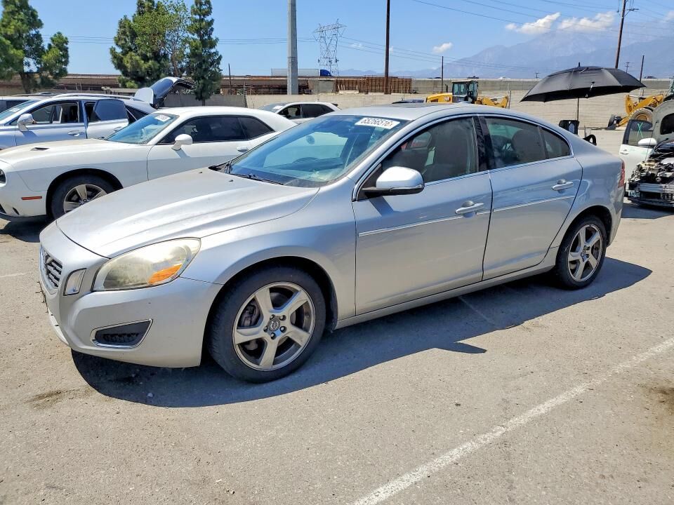 2012 VOLVO S60