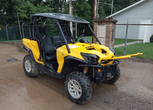 2014 CAN-AM Commander - XT/XT-P/MOS