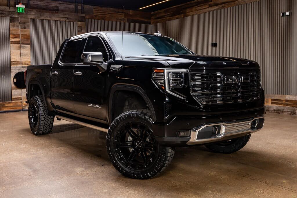 2024 GMC Sierra