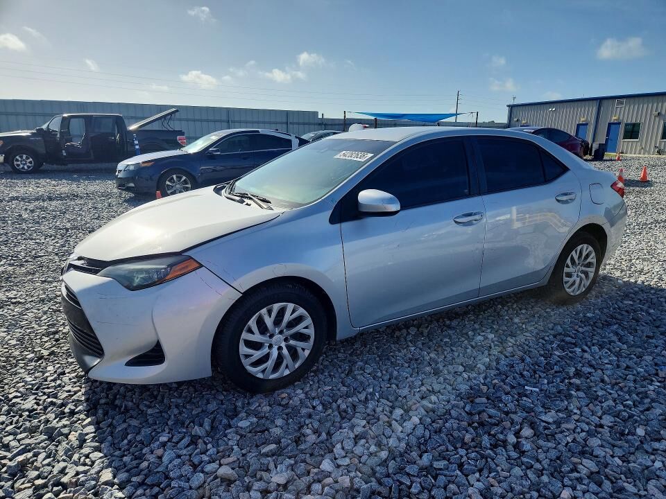 2018 TOYOTA Corolla