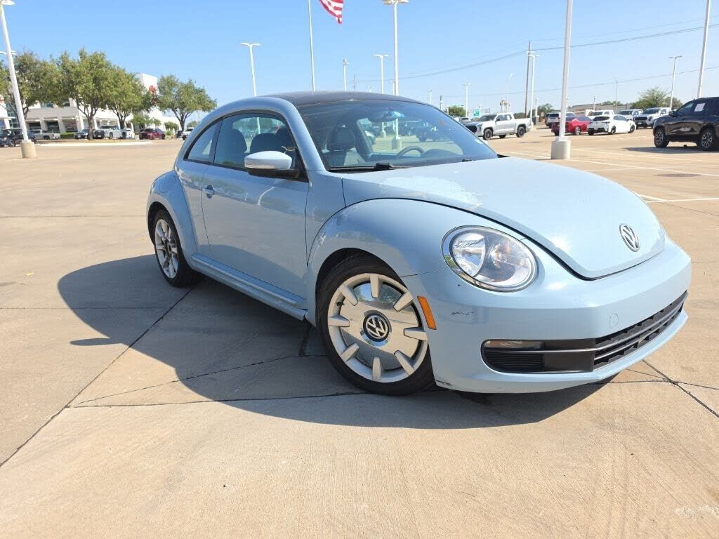 2012 VOLKSWAGEN Beetle