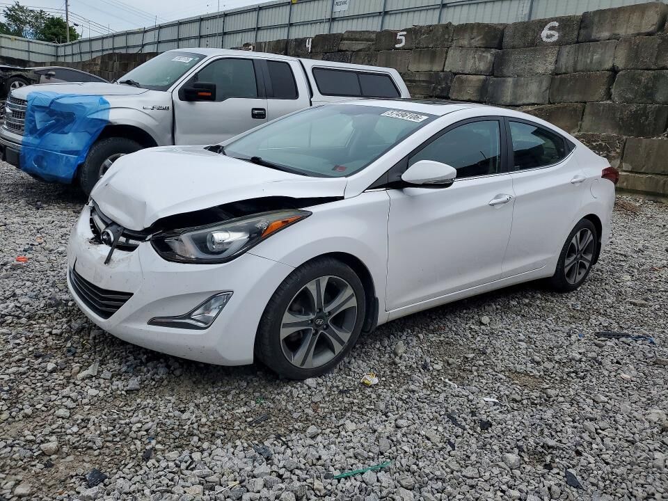 2016 HYUNDAI Elantra