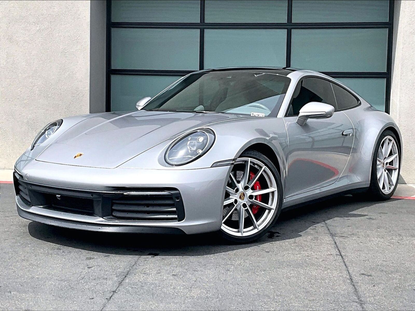 2024 PORSCHE 911
