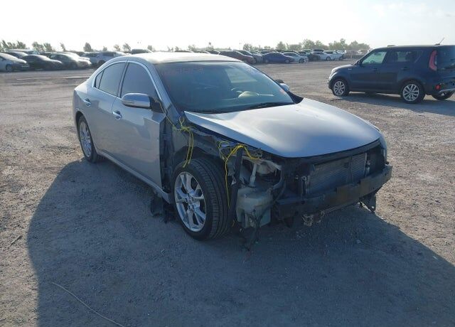 2012 NISSAN Maxima