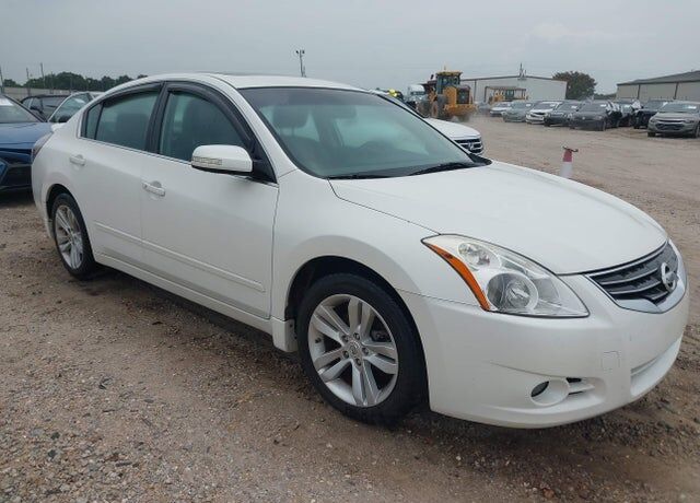 2012 NISSAN Altima