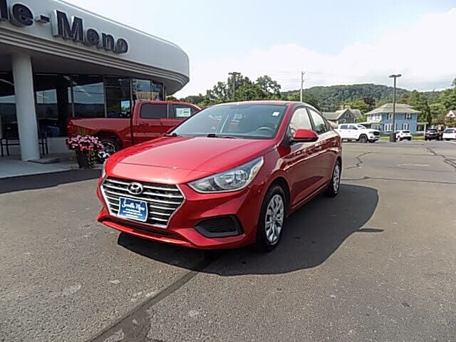 2022 HYUNDAI Accent