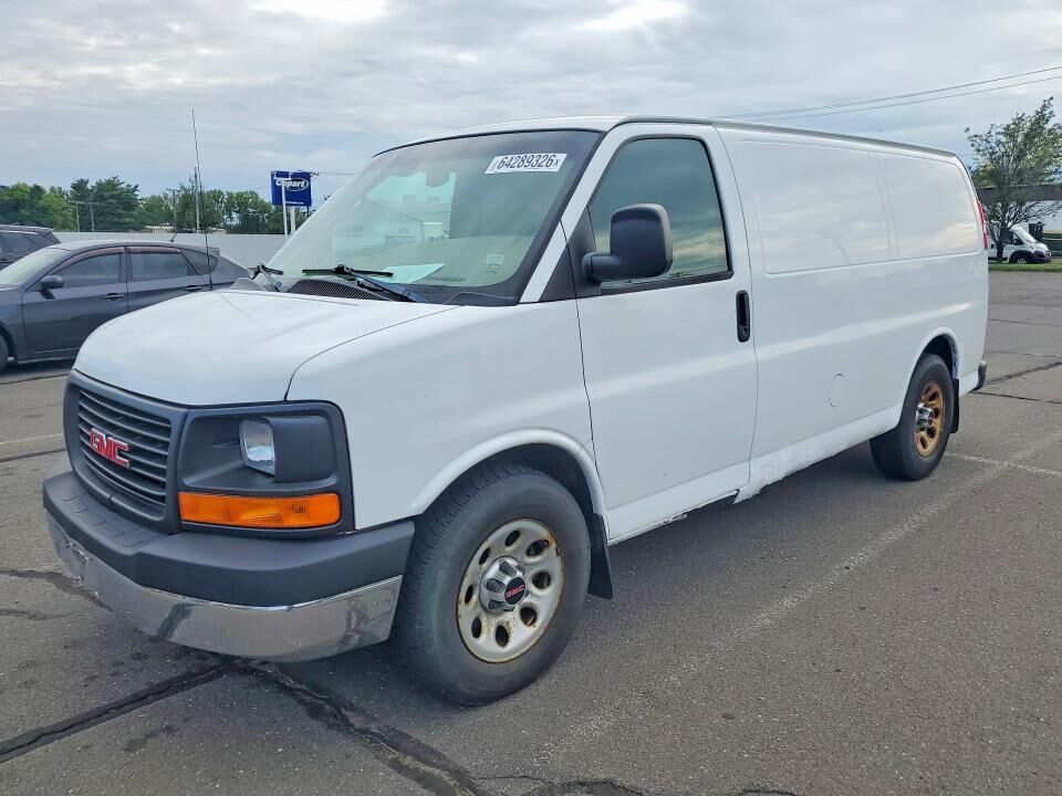 2011 GMC Savana