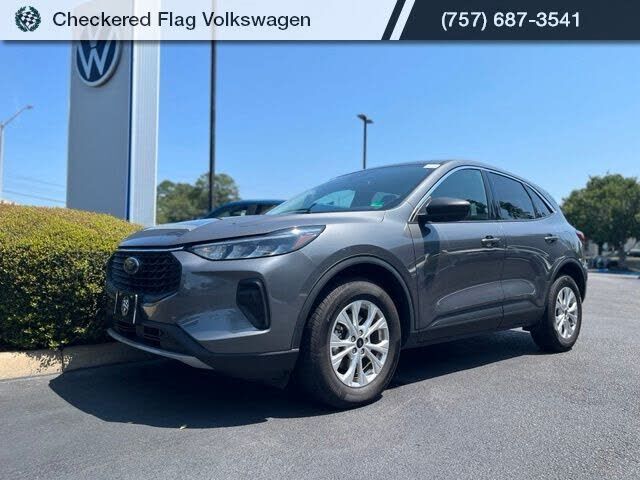 2024 FORD Escape