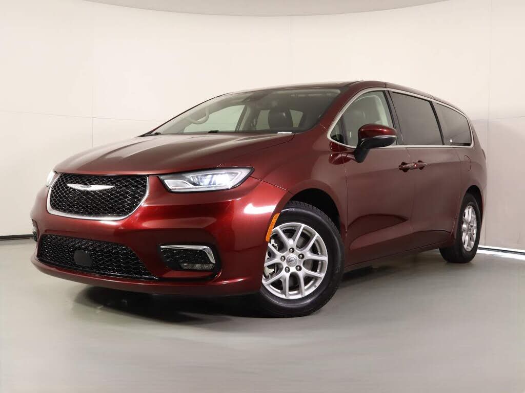 2023 CHRYSLER Pacifica