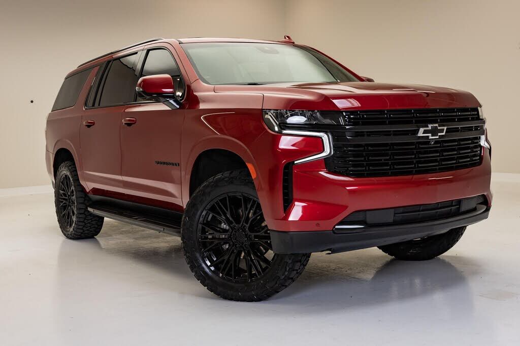 2024 CHEVROLET Suburban