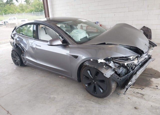 2026 TESLA Model 3