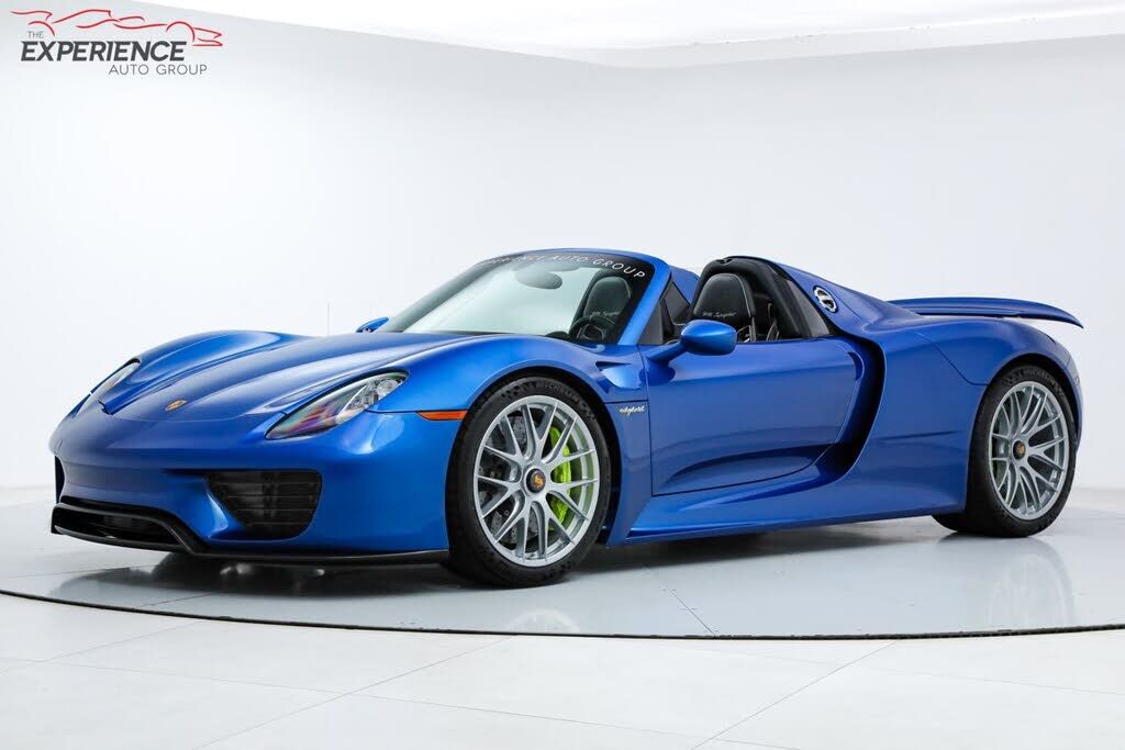 2015 PORSCHE 918