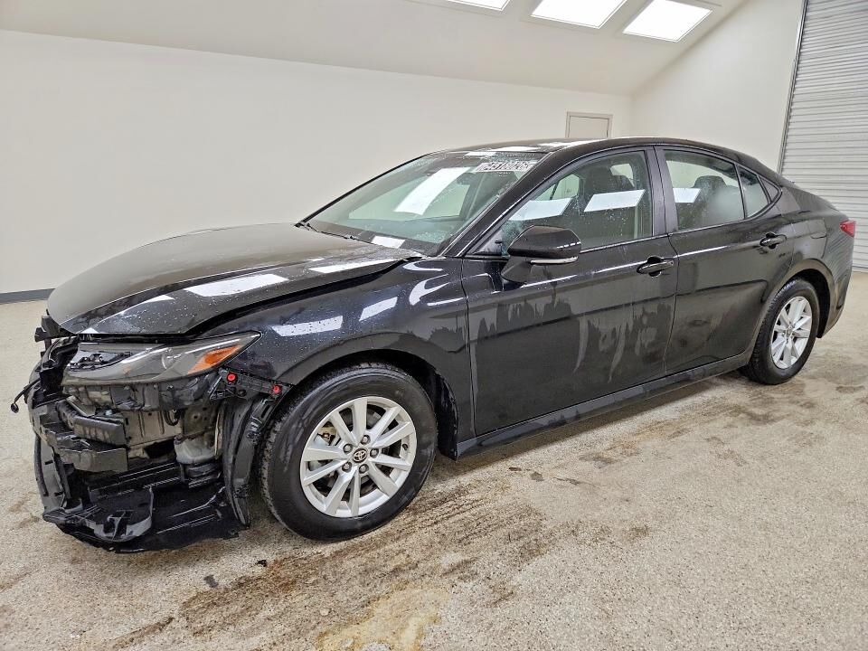 2025 TOYOTA Camry