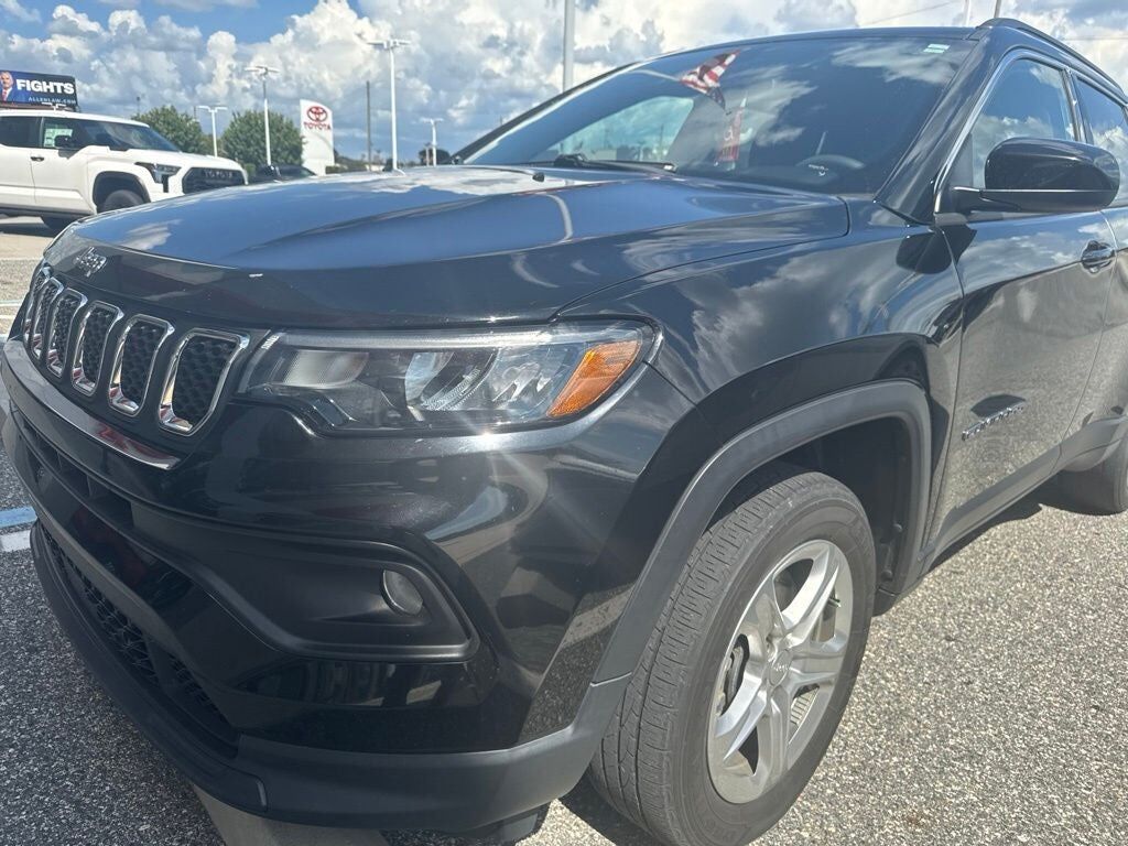 2023 JEEP Compass