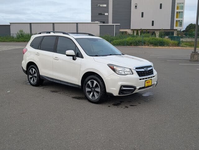 2018 SUBARU Forester
