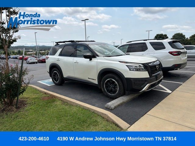 2024 NISSAN Pathfinder