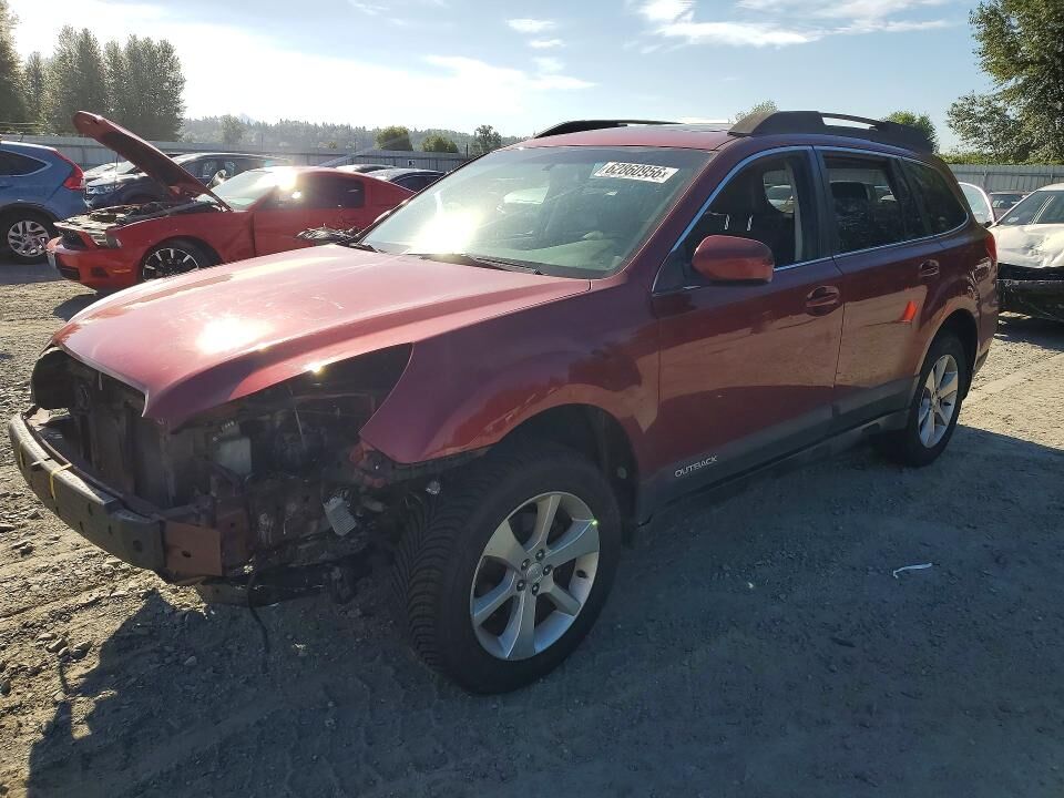 2013 SUBARU Outback
