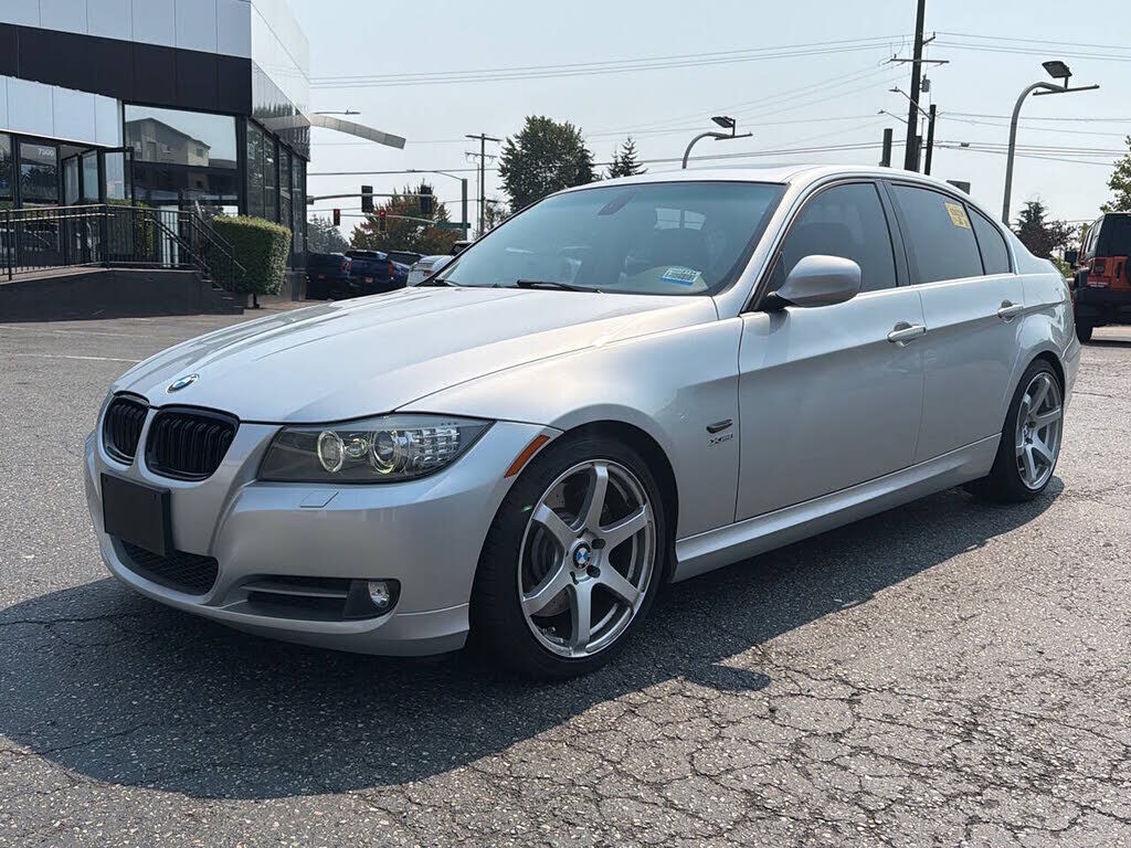 2011 BMW 3 Series