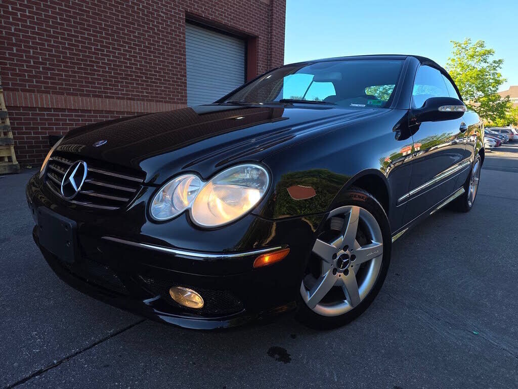 2005 MERCEDES-BENZ CLK-Class