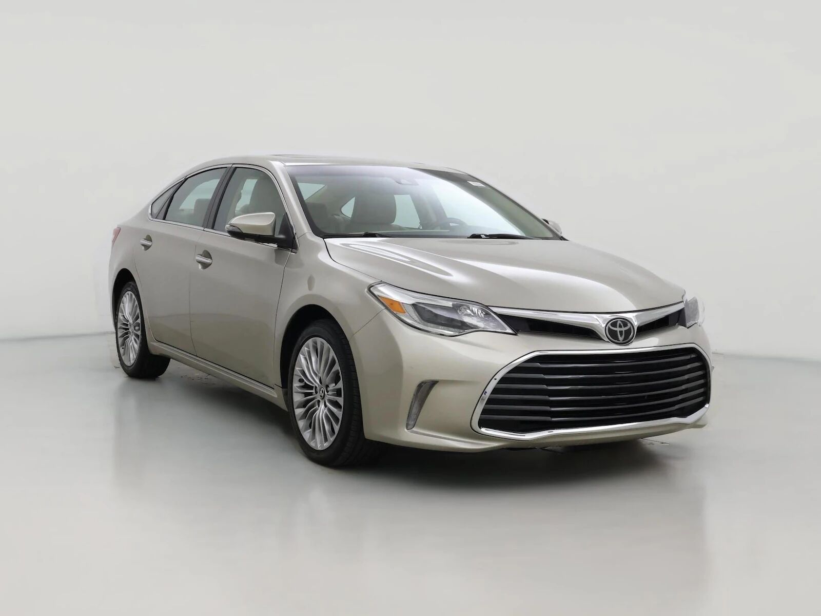 2018 TOYOTA Avalon